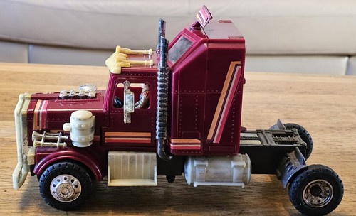 1985 kenner rhino - kenner,